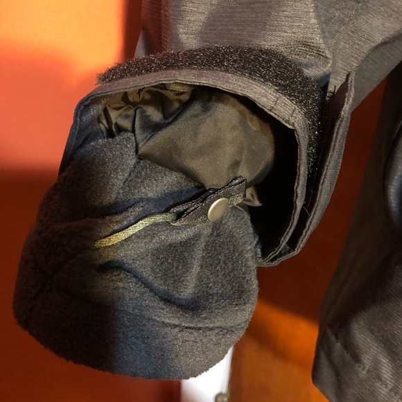 Columbia Winter Ski Jacket - Picture 5 of 6